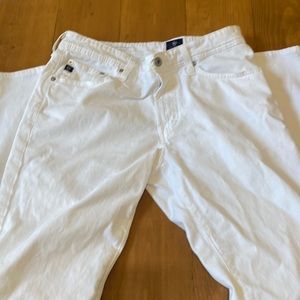 Ag Andriano Goldschmied white The Graduate pant 31x34 hemmed to 33